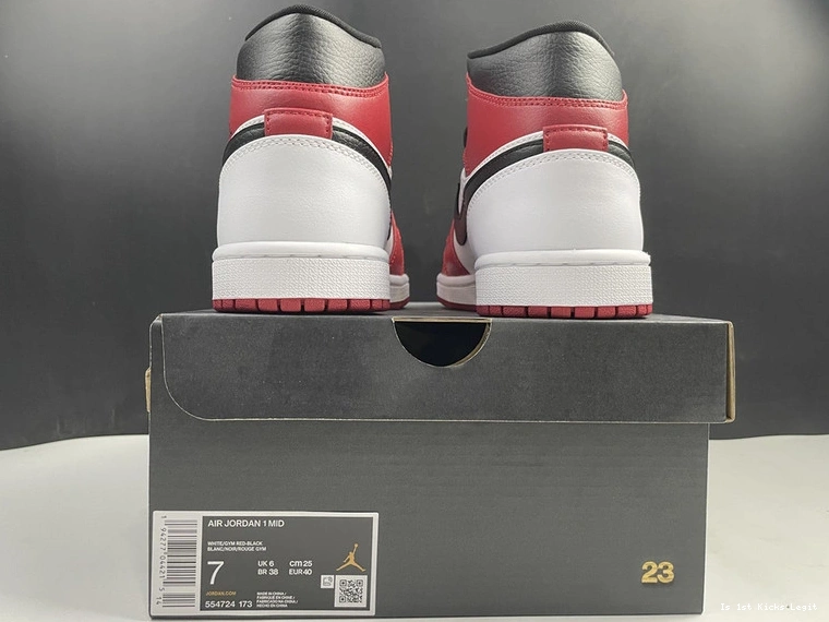 554724-173 AIR 1 MID   JORDAN 1104
